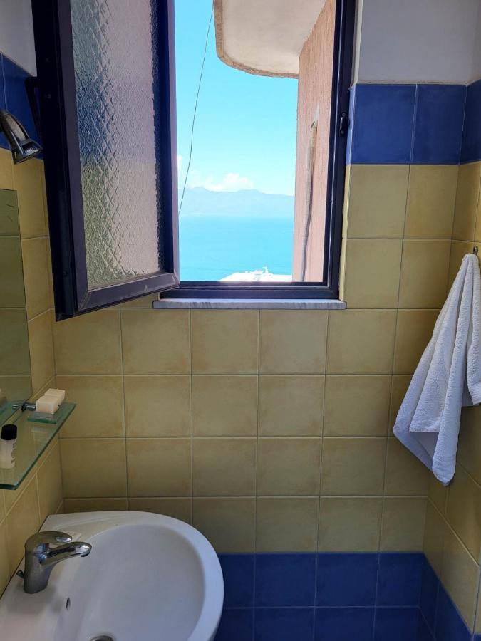 Vive Mare Hotel Saranda Kültér fotó